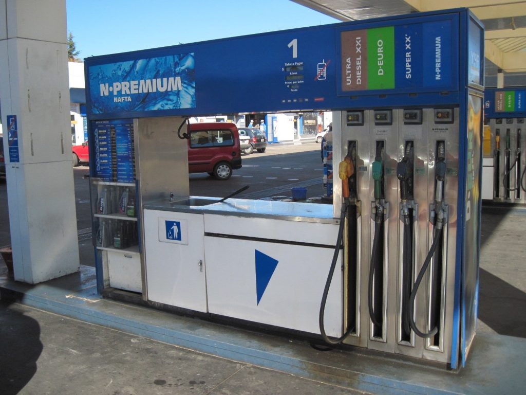 Aumentaron los combustibles