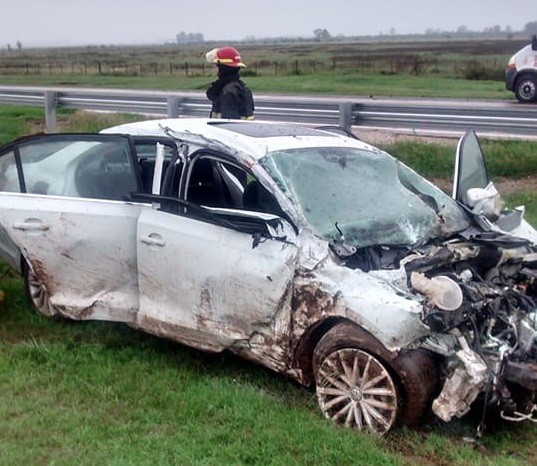 Vuelco en autopista Rosario-Córdoba