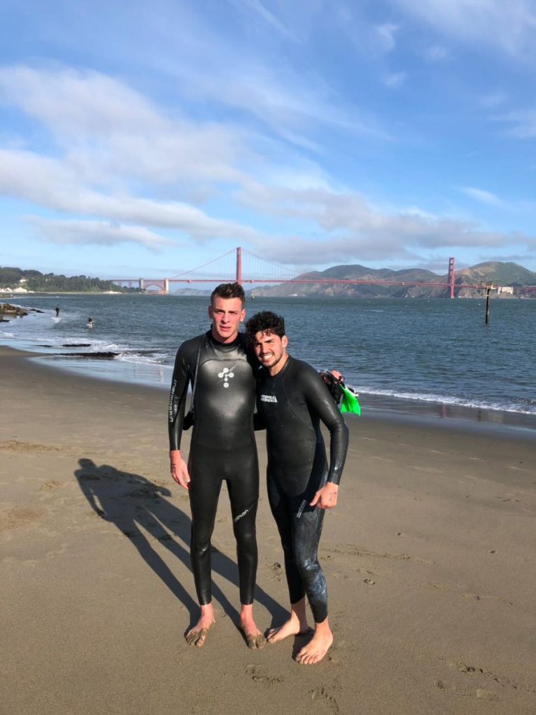A nadar a Alcatraz viajaron Tomas y Lucas