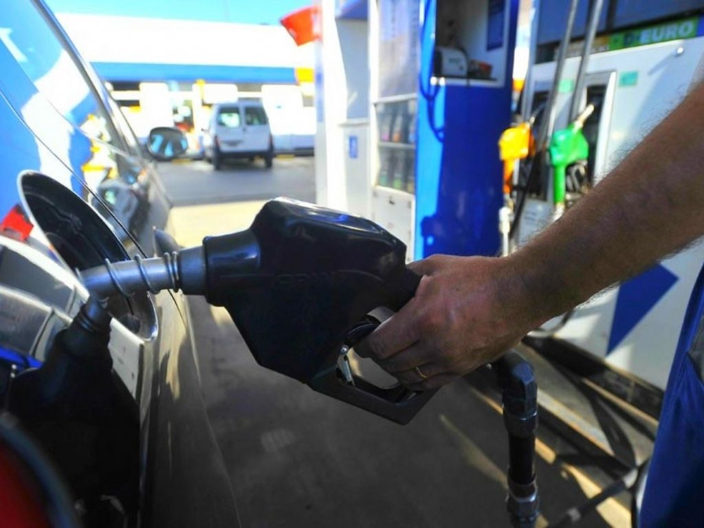 Combustibles: vuelve a subir: entre un 5 y 8%