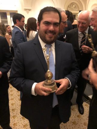 Marcosjuarense premiado como joven sobresaliente