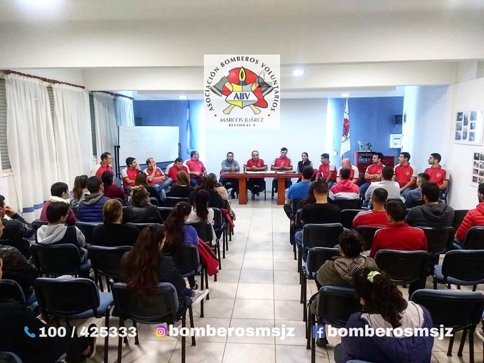 Más mujeres que hombres quieren ser bombero