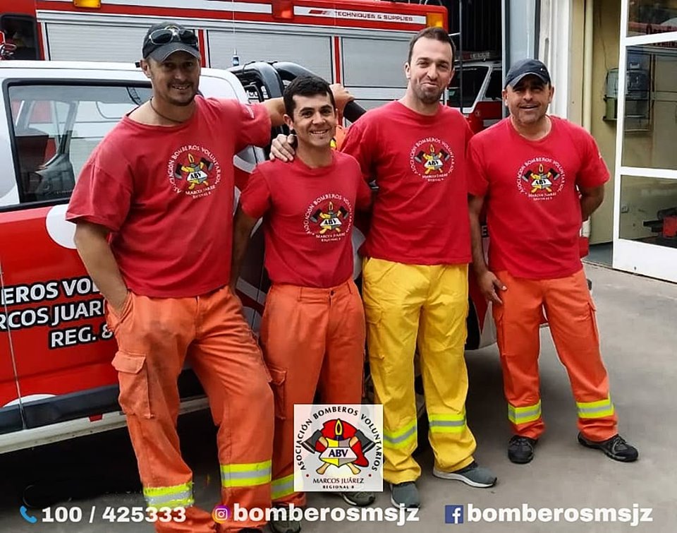 4 bomberos más a la zona de incendios