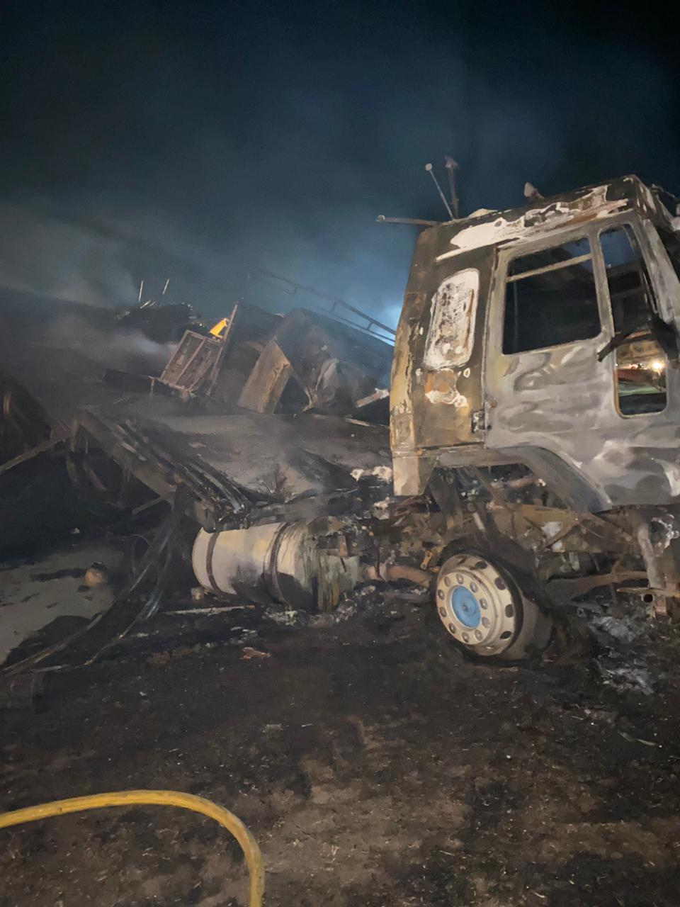 Choque de camiones que terminaron incinerados