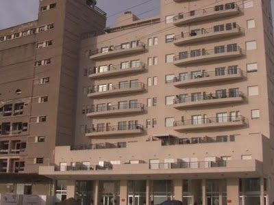 Quedaron atrapados en un ascensor de torres del molino